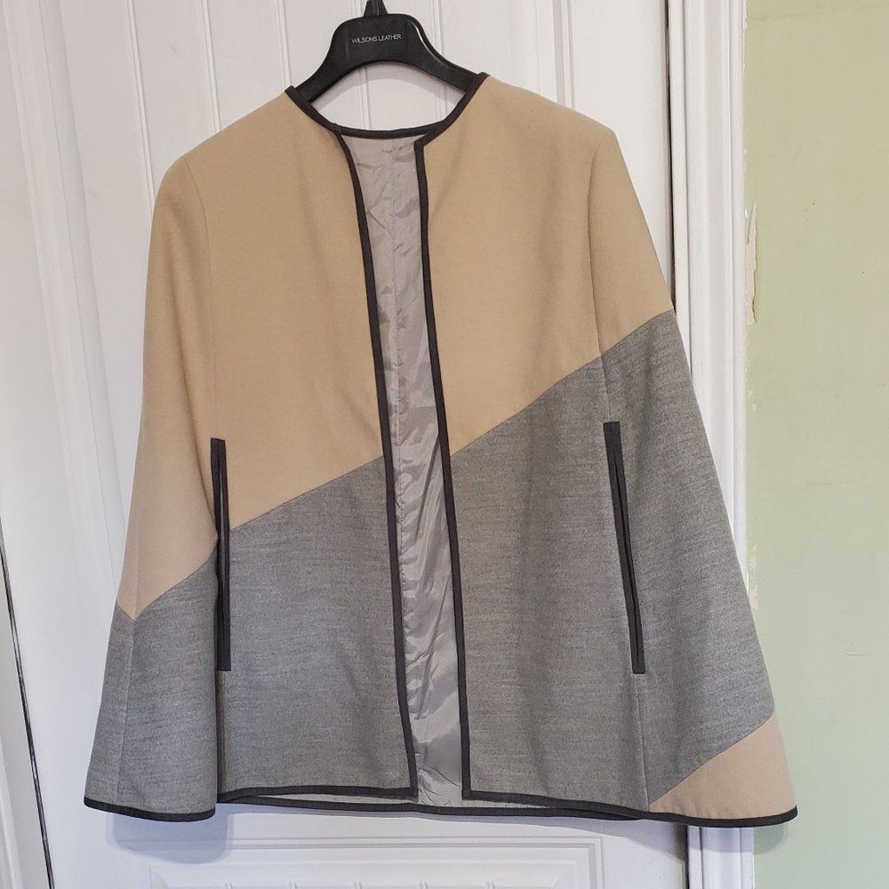 ASOS Two tone Cape One Size - Picture 3 of 5